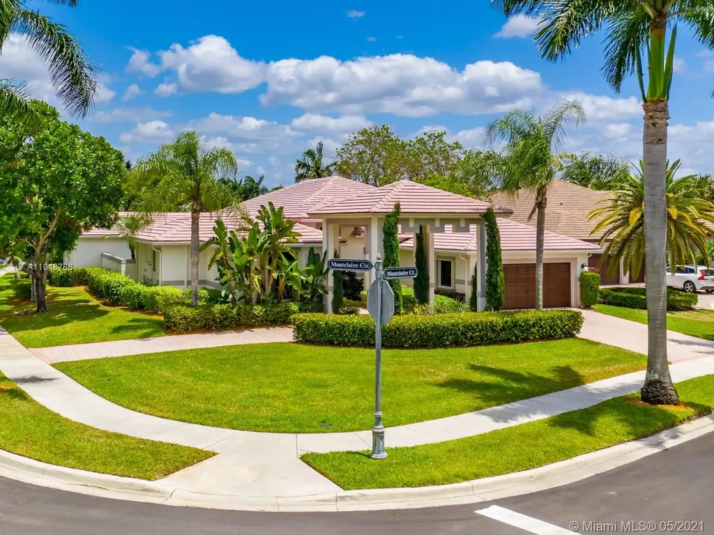 2540 Montclaire Court Weston FL 33327
