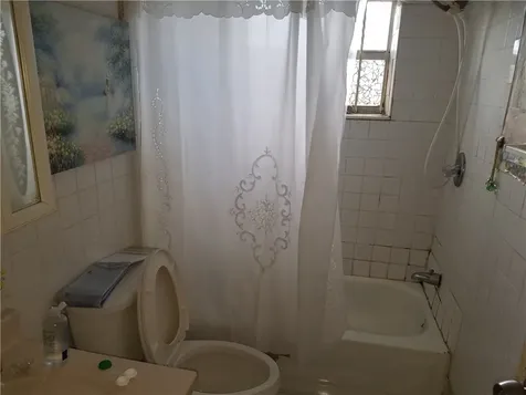 6385 Pinetree Drive Circle Miami Beach FL 33141