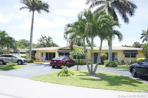 2632 NE 27th Court Lighthouse Point FL 33064