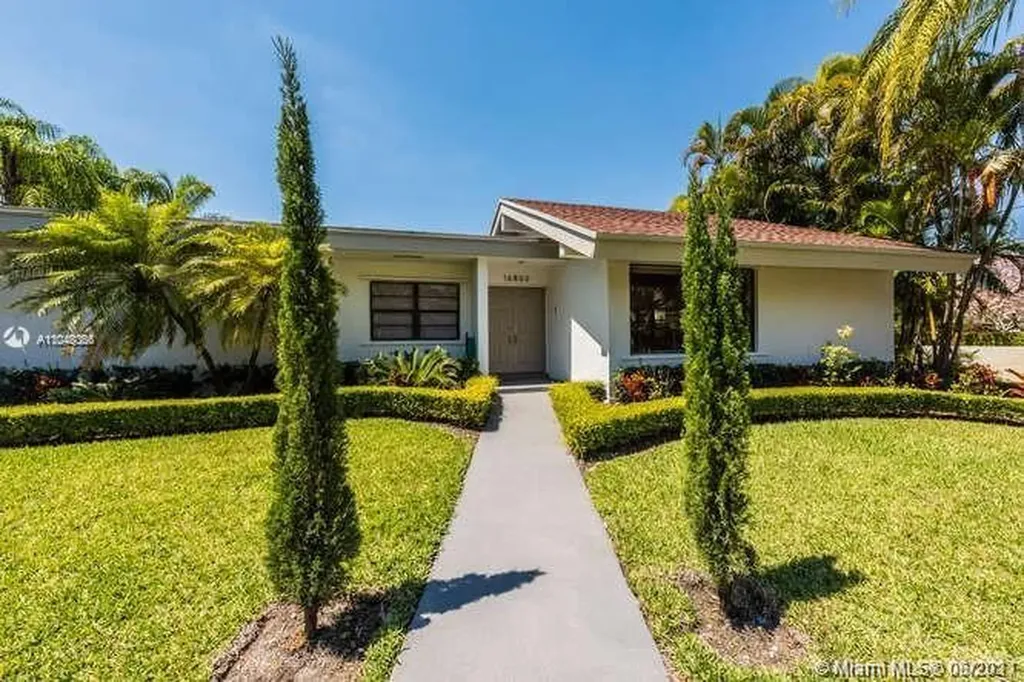 16800 SW 83rd Avenue Palmetto Bay FL 33157