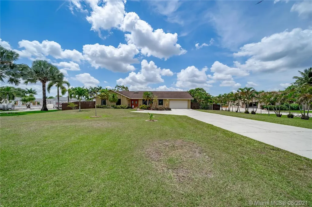 14040 SW 14th Street Davie FL 33325