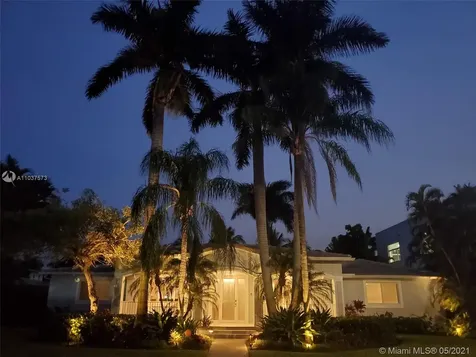 1112 Jefferson Street Hollywood FL 33019
