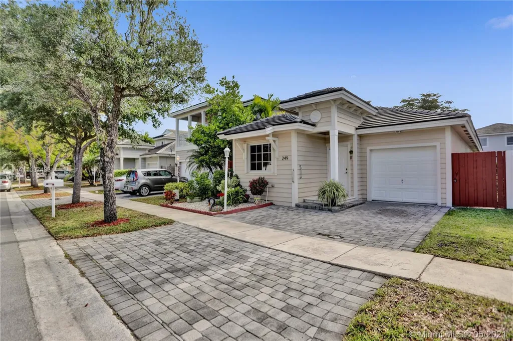 249 SE 32nd Avenue Homestead FL 33033