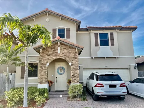 11855 SW 232nd Lane Homestead FL 33032