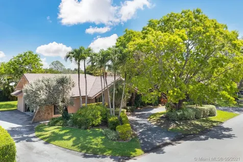7525 SW 115th Street Pinecrest FL 33156