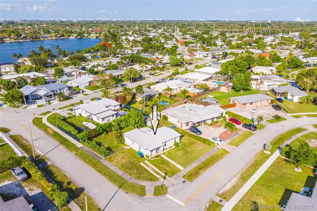 10975 SW 53rd Drive Miami FL 33165