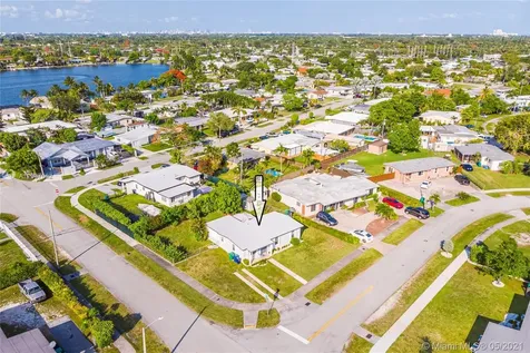 10975 SW 53rd Drive Miami FL 33165