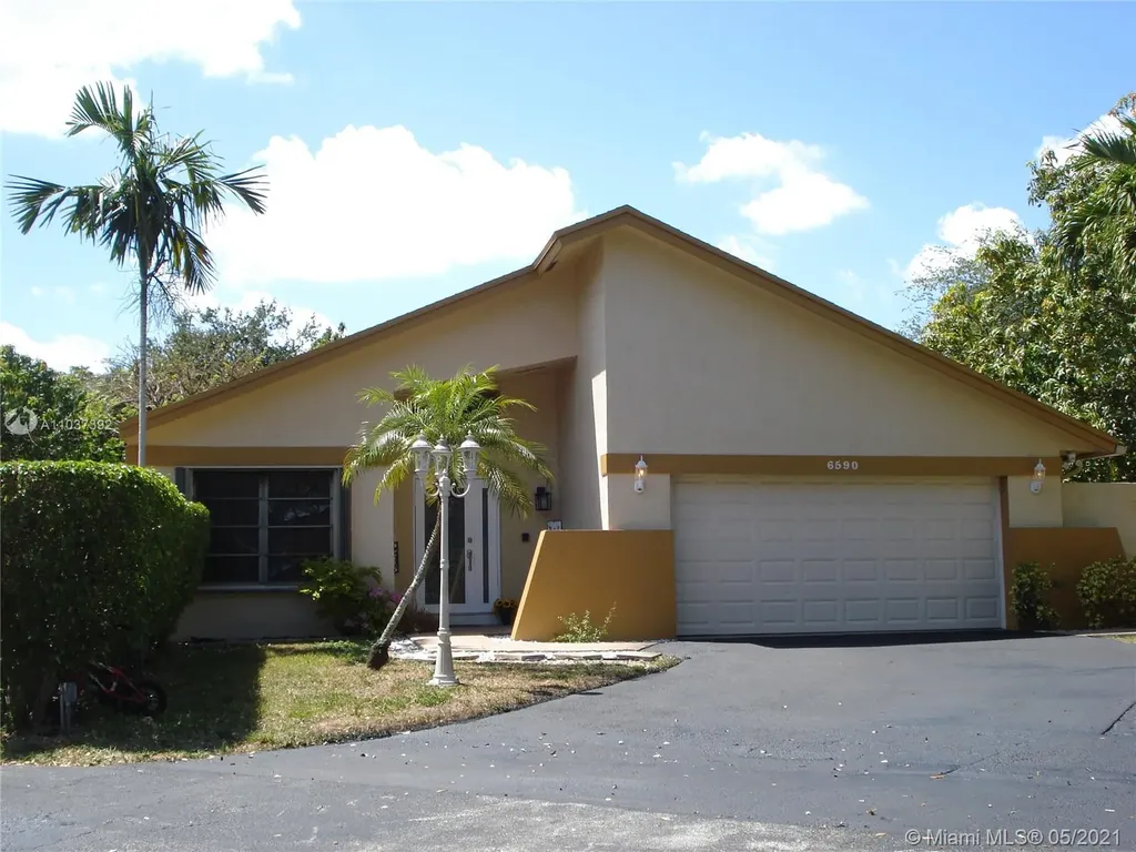 6590 SW 13th Street Plantation FL 33317