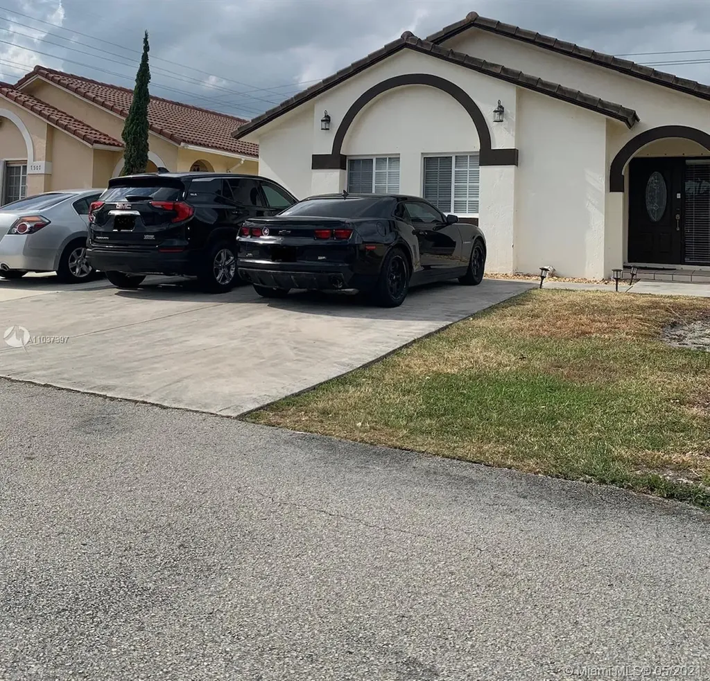 7503 NW 168th Street Hialeah FL 33015