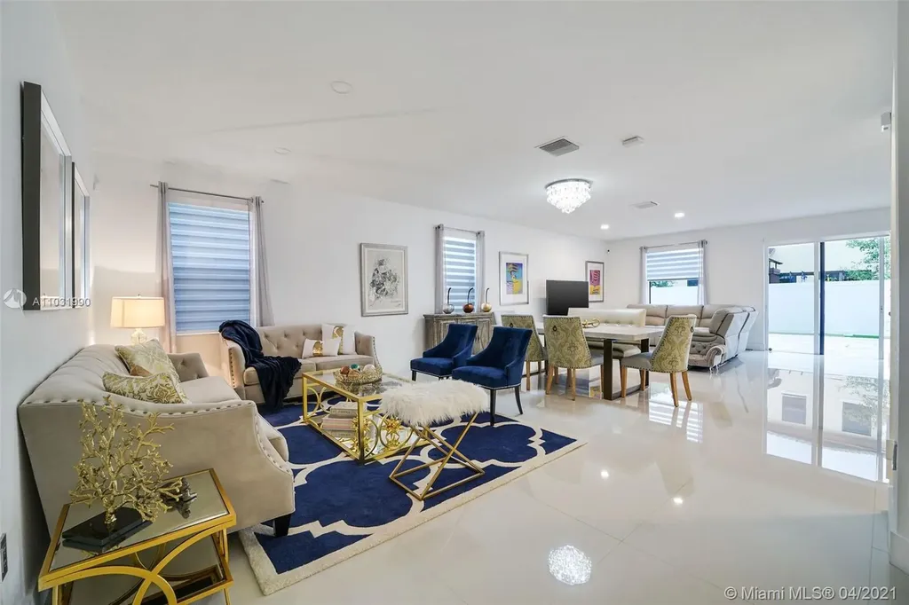 3542 W 105th Street Hialeah FL 33018