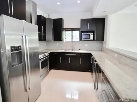 3121 SW 18th Street Miami FL 33145