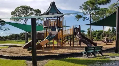 26 Barnsdale Circle North Port FL 34288