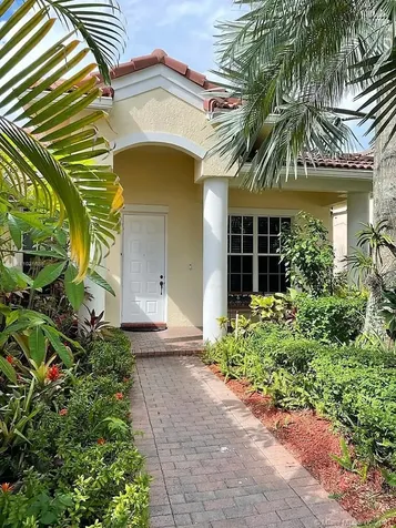 1756 Harbor View Circle Weston FL 33327