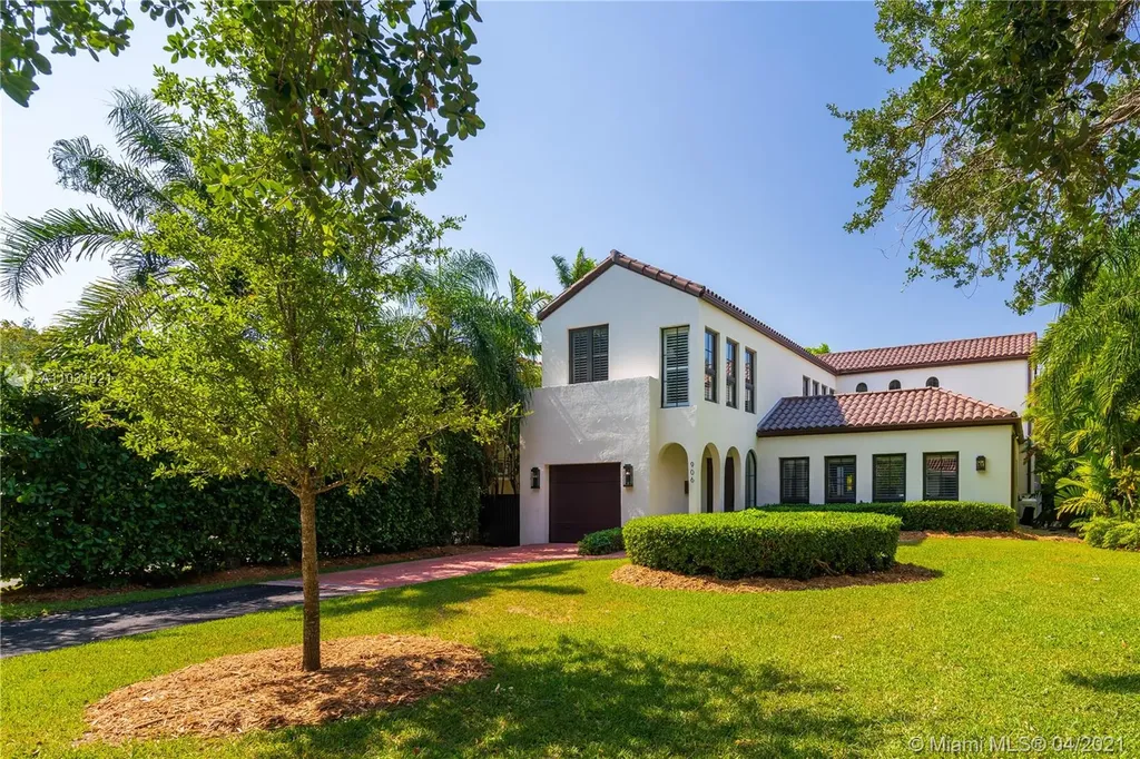 906 Escobar Avenue Coral Gables FL 33134