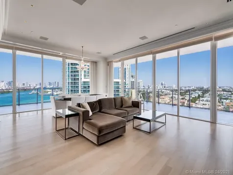 800 S Pointe Drive Miami Beach FL 33139
