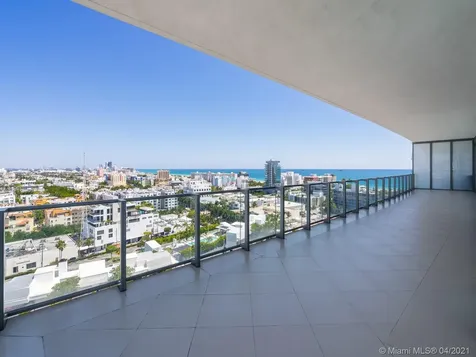 800 S Pointe Drive Miami Beach FL 33139