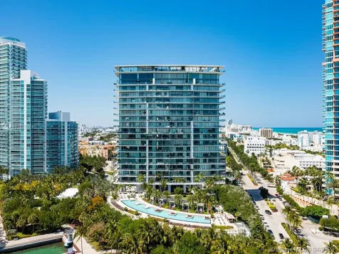 800 S Pointe Drive Miami Beach FL 33139