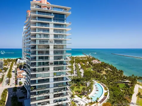 800 S Pointe Drive Miami Beach FL 33139