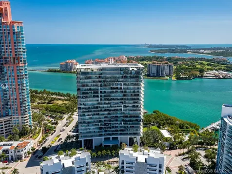 800 S Pointe Drive Miami Beach FL 33139