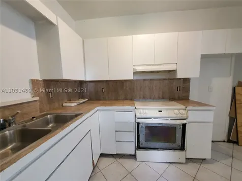 120 SW 1st Avenue Hallandale Beach FL 33009