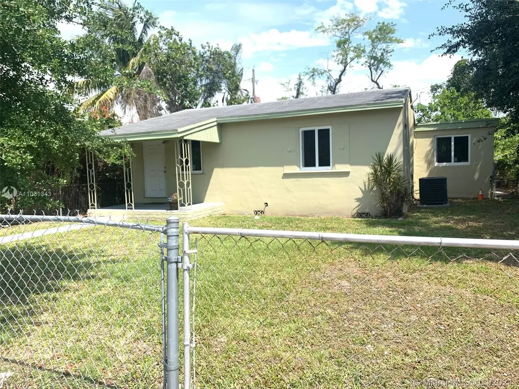 1185 NW 118th Street Miami FL 33168