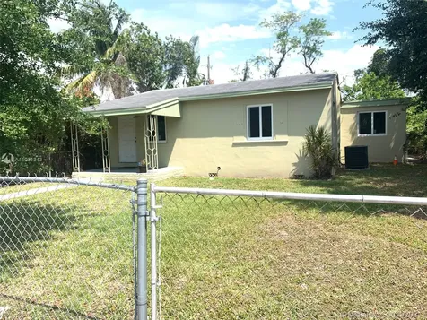 1185 NW 118th Street Miami FL 33168
