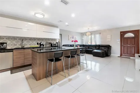1341 SW 74th Avenue Miami FL 33144