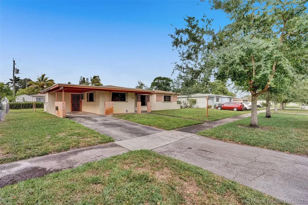 1231 NW 87th Street Miami FL 33147