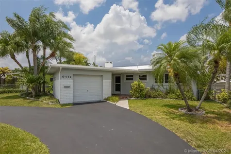 9441 Martinique Drive Cutler Bay FL 33189