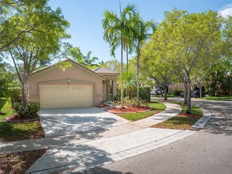 967 Golden Cane Drive Weston FL 33327