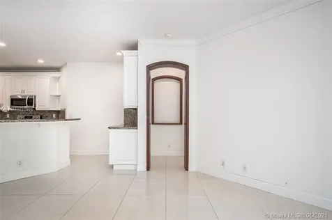 967 Golden Cane Drive Weston FL 33327