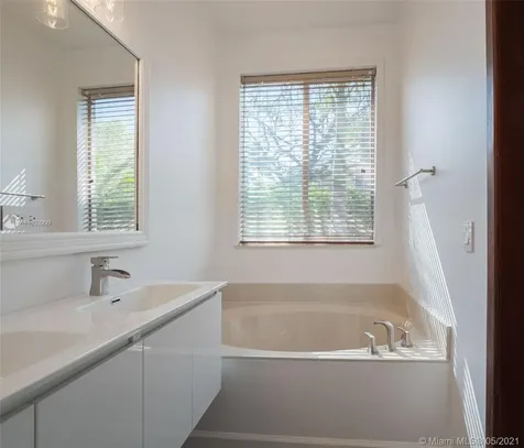 967 Golden Cane Drive Weston FL 33327