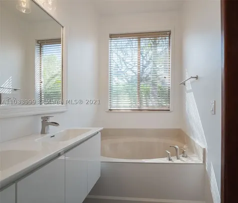 967 Golden Cane Drive Weston FL 33327