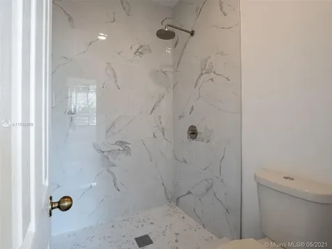 967 Golden Cane Drive Weston FL 33327