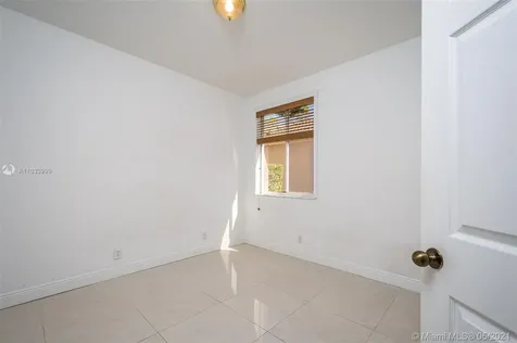 967 Golden Cane Drive Weston FL 33327