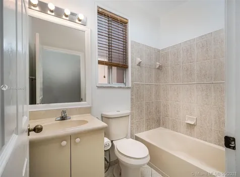 967 Golden Cane Drive Weston FL 33327