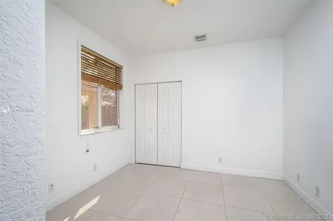 967 Golden Cane Drive Weston FL 33327