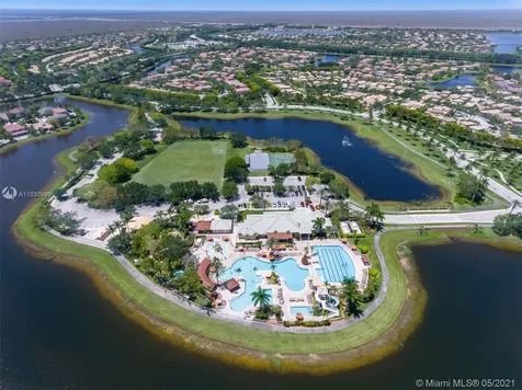 967 Golden Cane Drive Weston FL 33327
