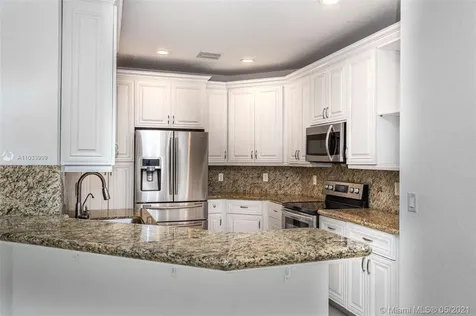 967 Golden Cane Drive Weston FL 33327