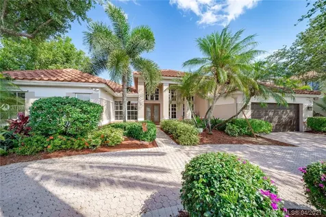 9560 Hollyhock Court Davie FL 33328