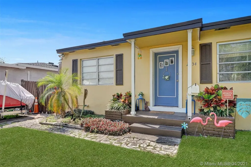2534 Rodman Street Hollywood FL 33020