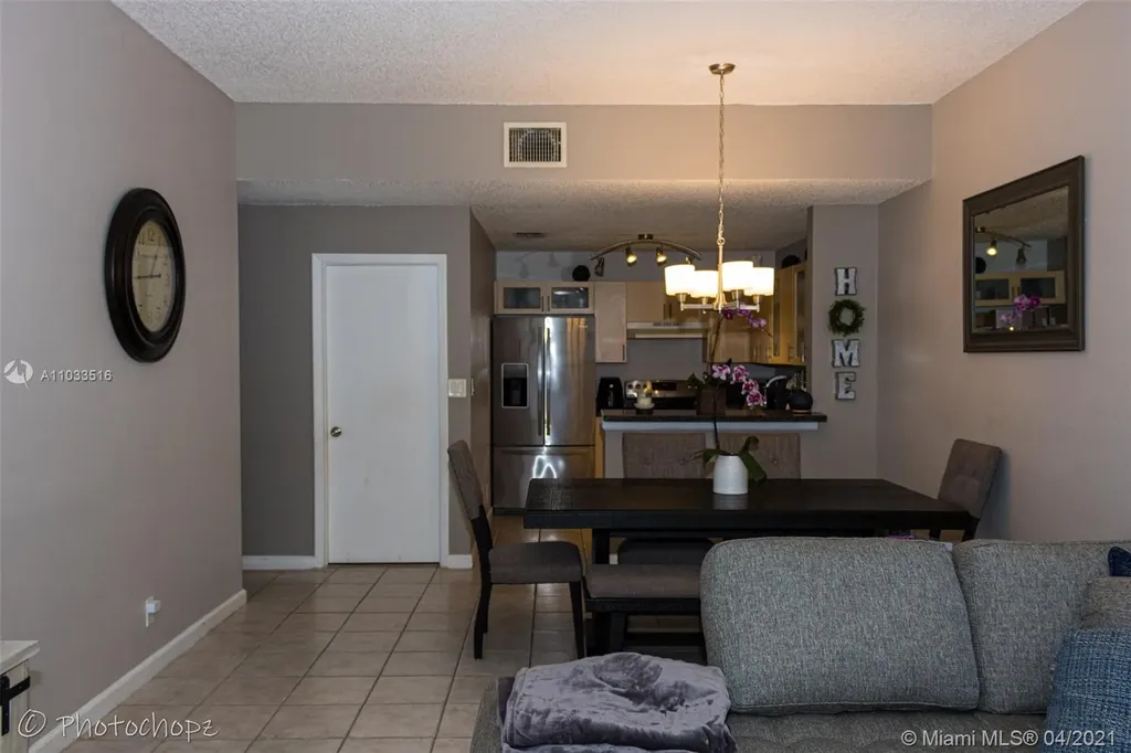 9570 SW 2nd Court Pembroke Pines FL 33025