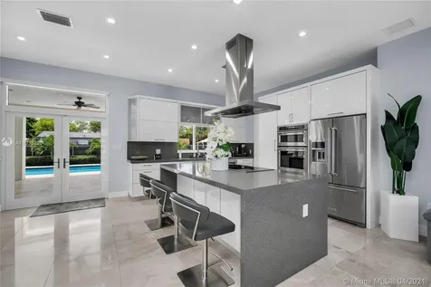 10950 SW 64th Street Miami FL 33173
