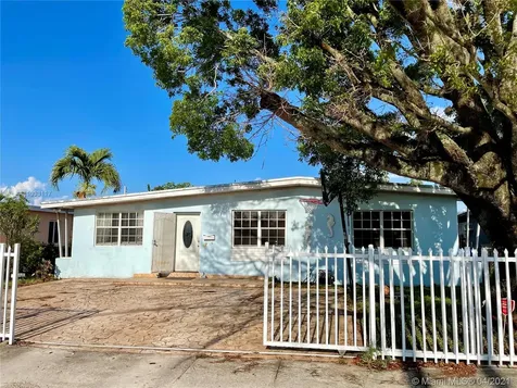 1121 NW 35th Avenue Miami FL 33125
