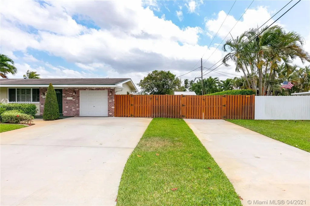 7760 NW 13th Street Pembroke Pines FL 33024