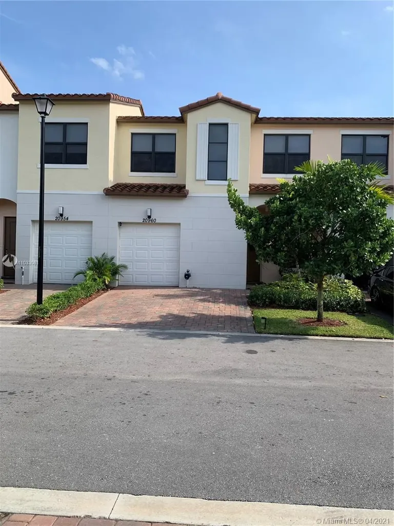 20960 NW 1st Drive Pembroke Pines FL 33029