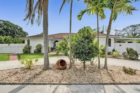 4271 SW 95th Avenue Miami FL 33165