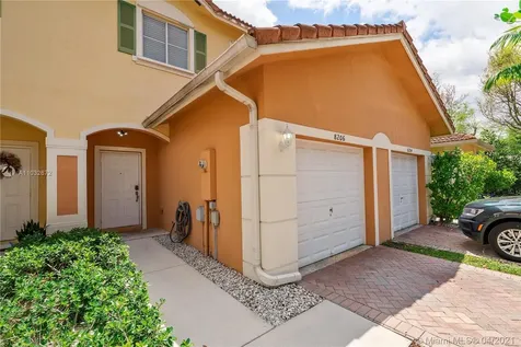 8206 Santa Monica Avenue Tamarac FL 33321