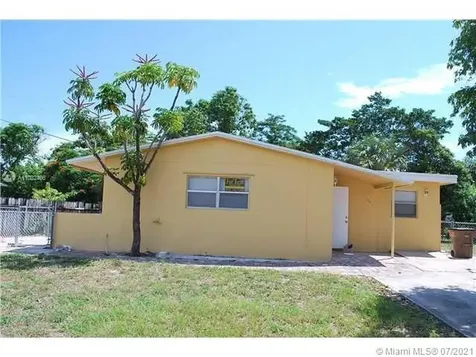 521 NE 45th Street Deerfield Beach FL 33064