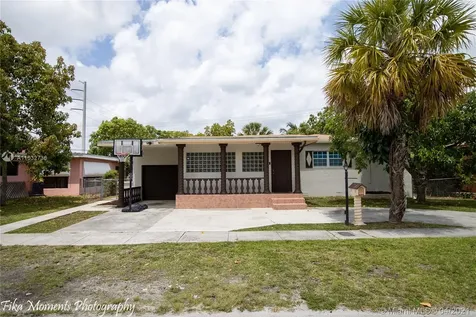 1121 NE 160th Terrace North Miami Beach FL 33162